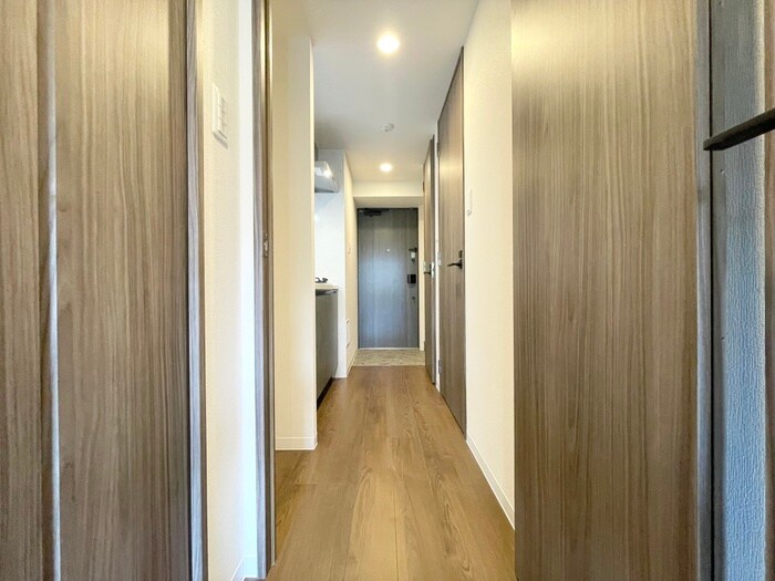 物件内観写真19　(廊下)