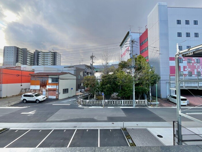 物件内観写真21　(室内からの展望)