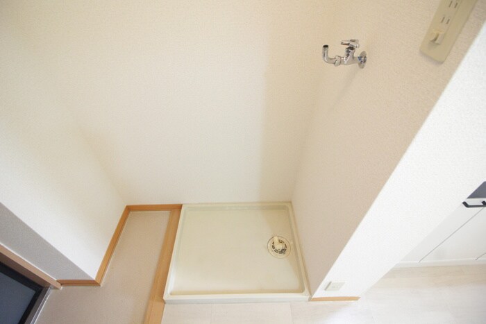 物件内観写真19　(洗濯機置場)