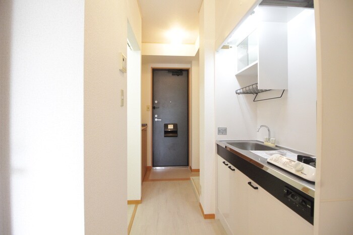 物件内観写真20　(廊下)