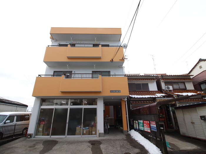 物件外観写真3　(外観写真)