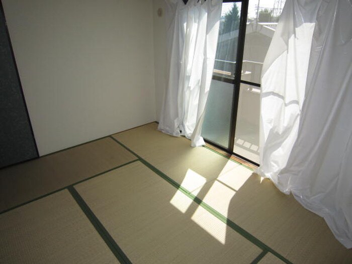 物件内観写真9　(居室)