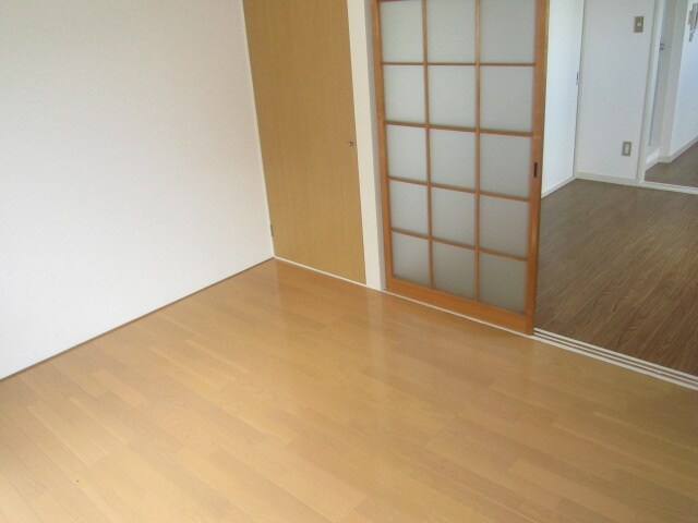 物件内観写真12　(居室)