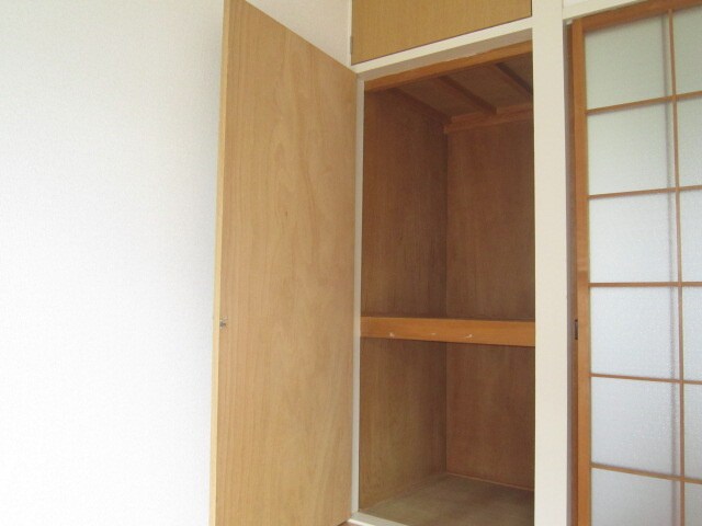 物件内観写真13　(収納)