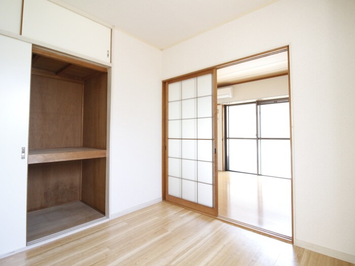 物件内観写真16　(内観写真)