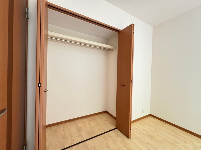 物件内観写真11　(収納)