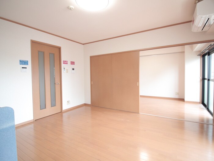 物件内観写真7　(居室)