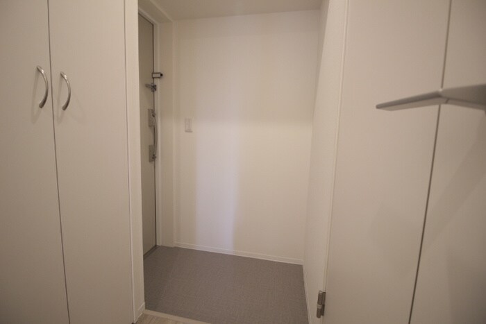 物件内観写真14　(玄関)