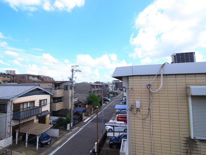 物件内観写真15　(室内からの展望)