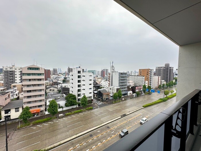 物件内観写真22　(室内からの展望)