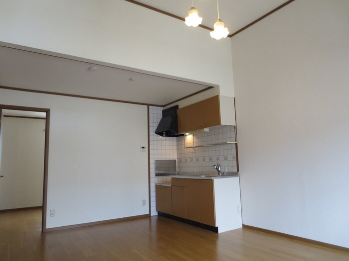 物件内観写真8　(居室)