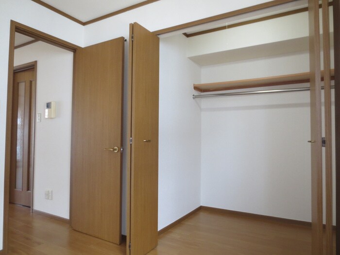 物件内観写真10　(収納)