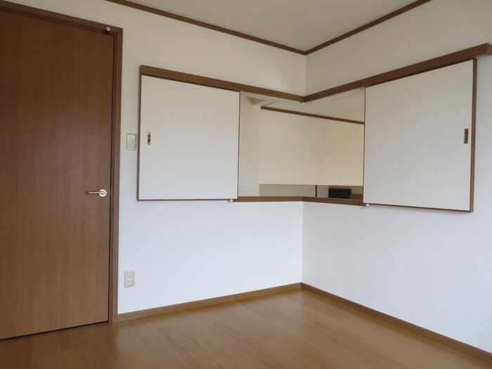 物件内観写真15　(居室)