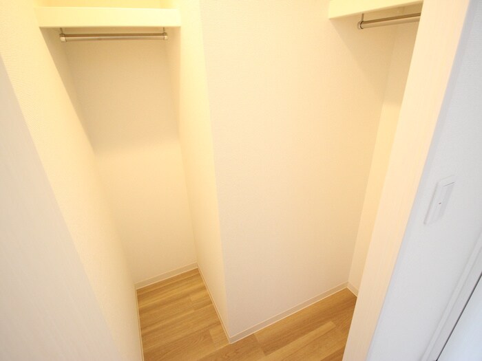 物件内観写真9　(収納)