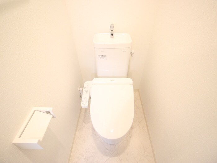 物件内観写真14　(トイレ)