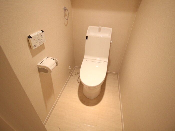 物件内観写真11　(トイレ)