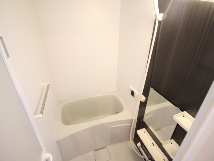 物件内観写真11　(バス／シャワールーム等)