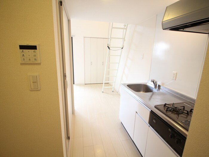 物件内観写真17　(廊下)