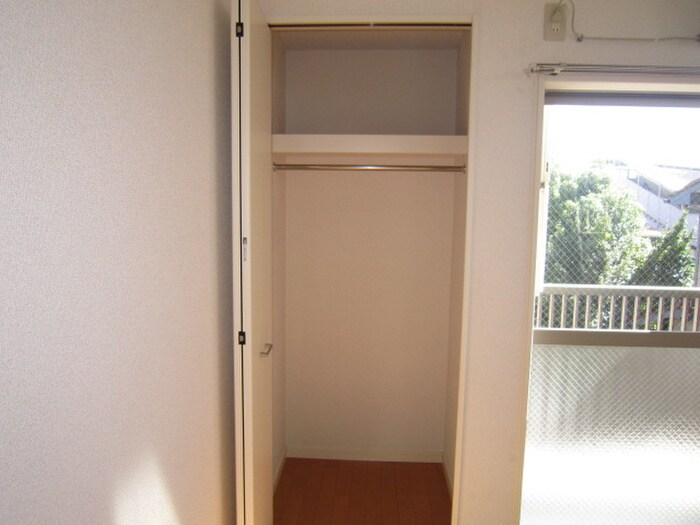 物件内観写真13　(収納)