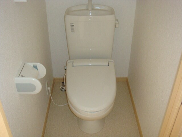 物件内観写真12　(トイレ)