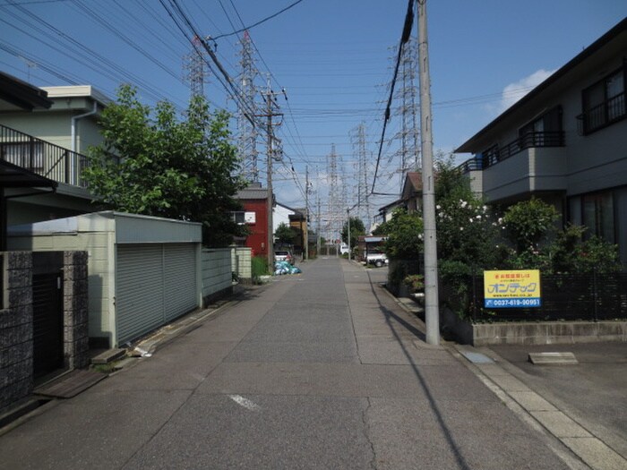 物件外観写真6　(周辺環境)