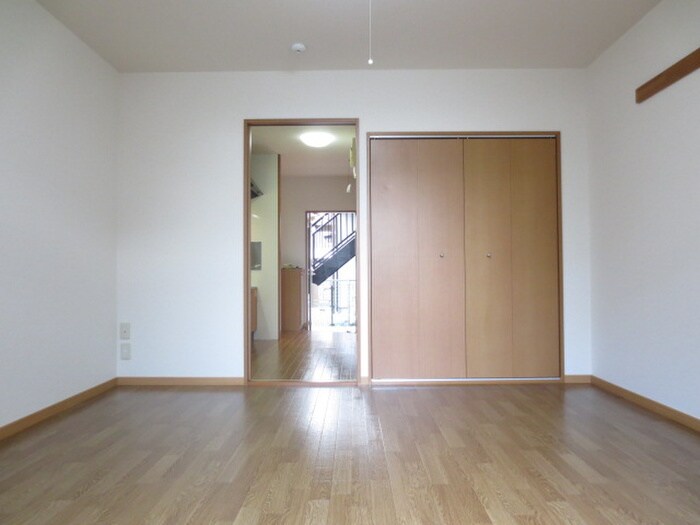 物件内観写真15　(居室)