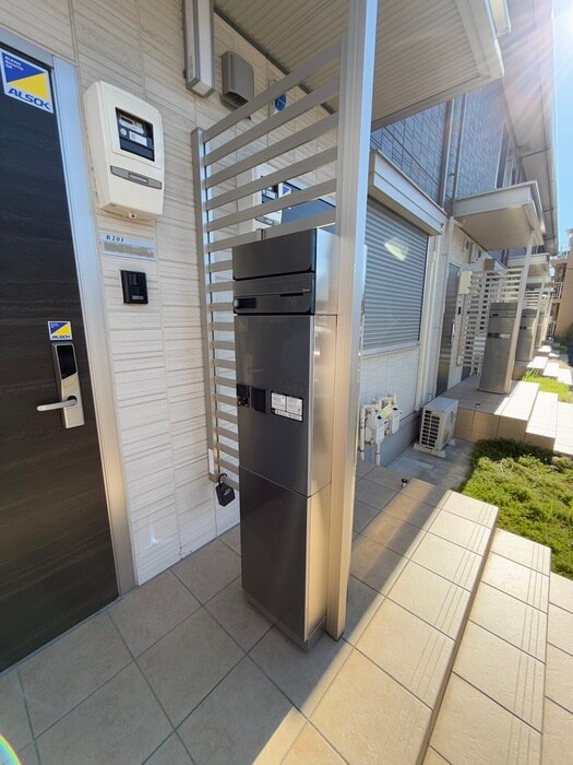 物件外観写真6　(建物設備)