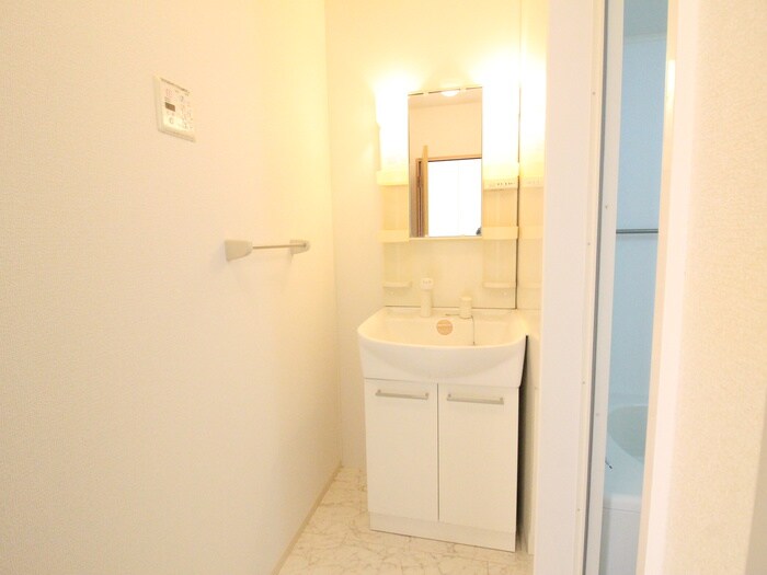 物件内観写真14　(洗面)