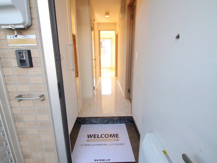 物件内観写真20　(玄関)