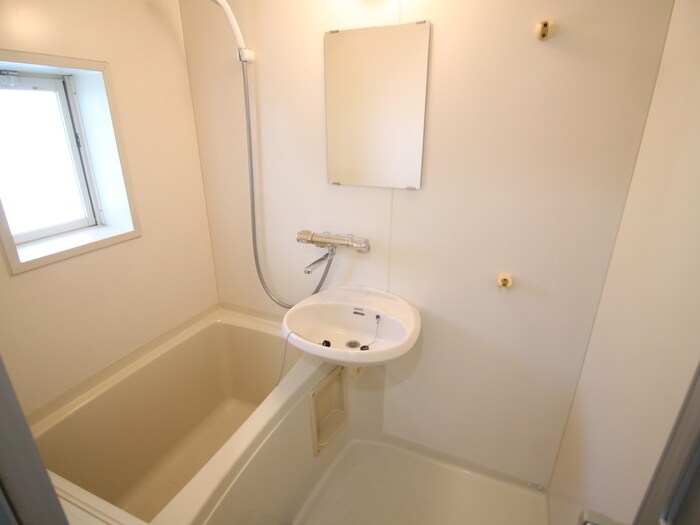 物件内観写真10　(バス／シャワールーム等)