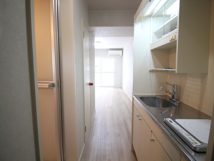 物件内観写真14　(廊下)