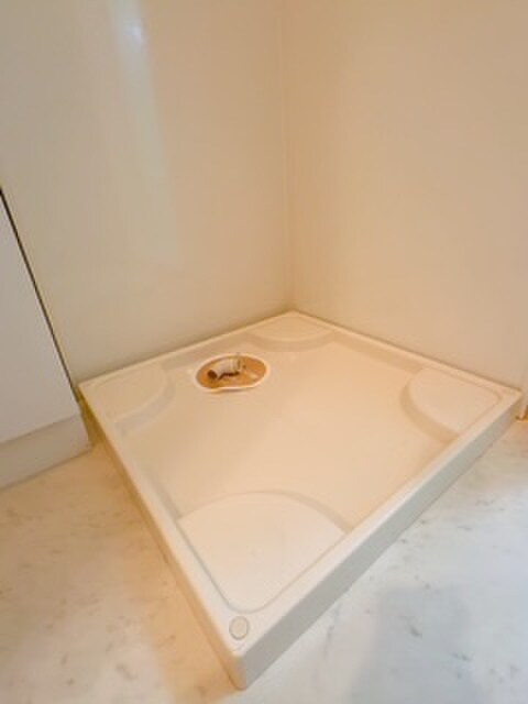 物件内観写真21　(洗濯機置場)