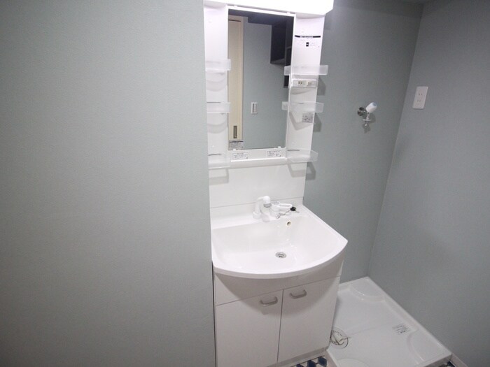 物件内観写真10　(洗面)