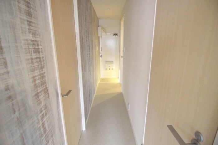 物件内観写真14　(廊下)