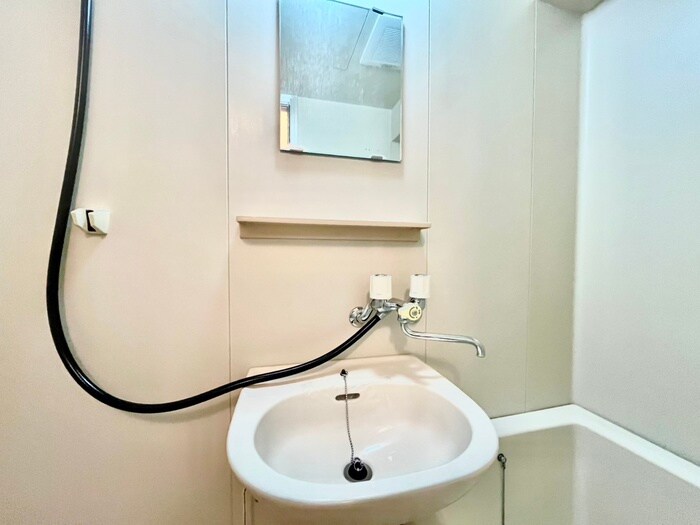 物件内観写真16　(洗面)