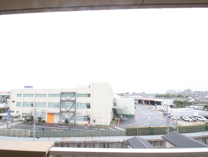 物件内観写真19　(室内からの展望)