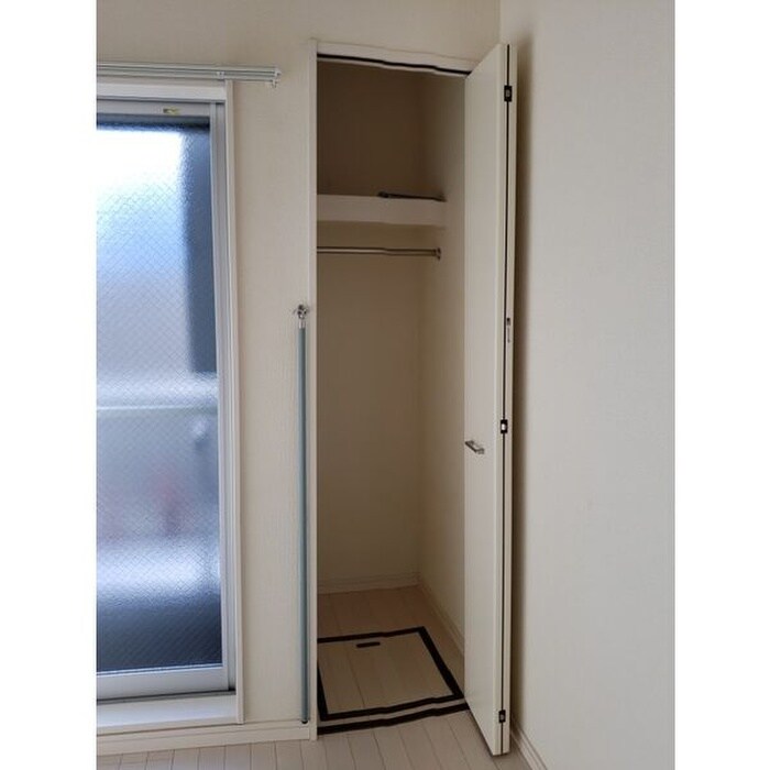 物件内観写真12　(収納)