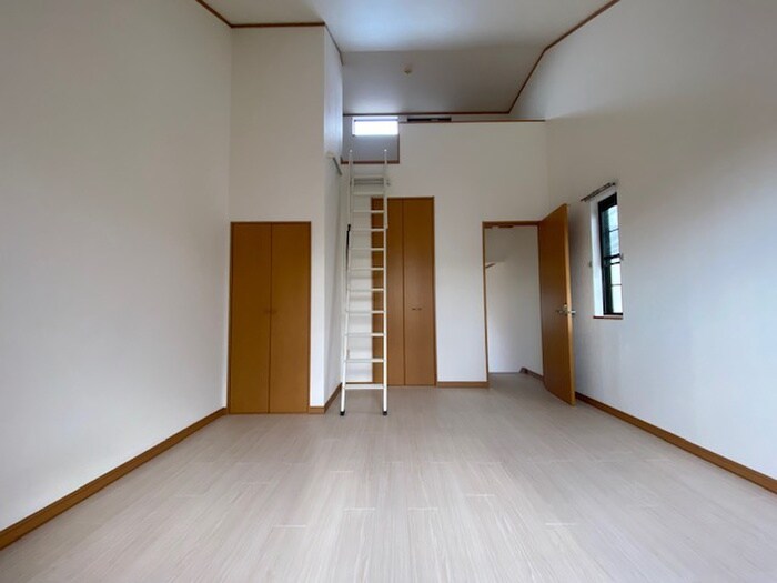 物件内観写真7　(居室)