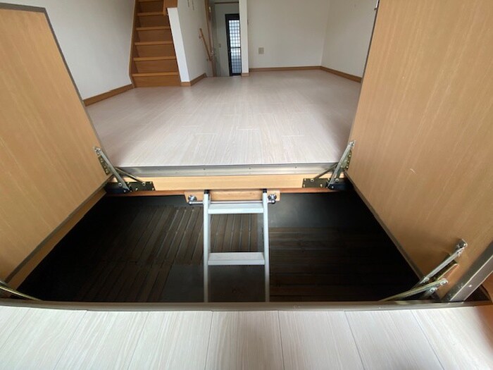 物件内観写真9　(内観写真)