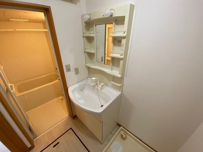 物件内観写真12　(洗面)