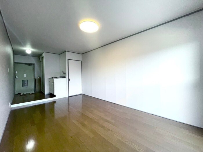 物件内観写真10　(居室)