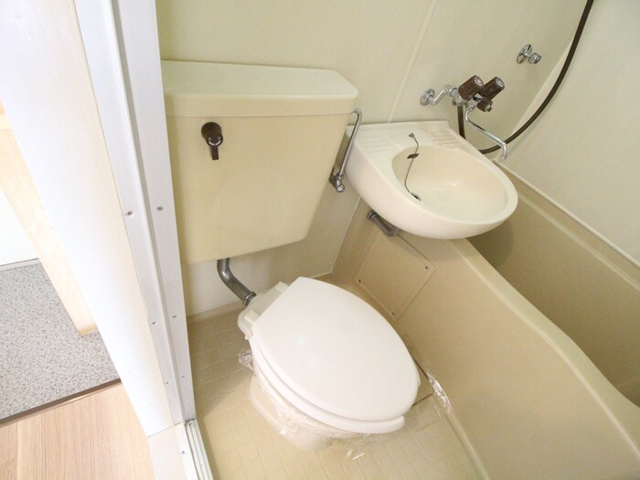 物件内観写真11　(トイレ)