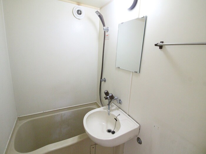 物件内観写真11　(洗面)