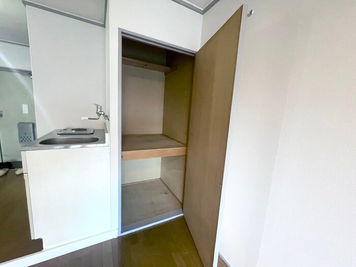 物件内観写真11　(収納)