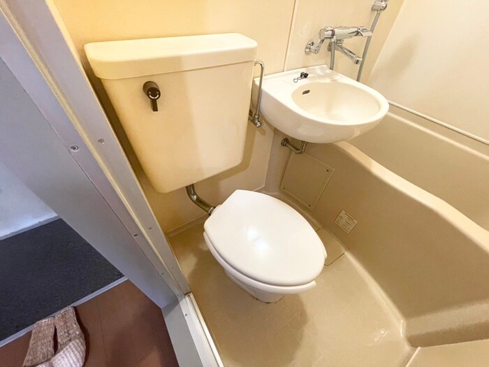 物件内観写真15　(トイレ)