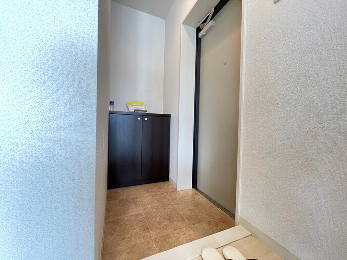 物件内観写真21　(玄関)