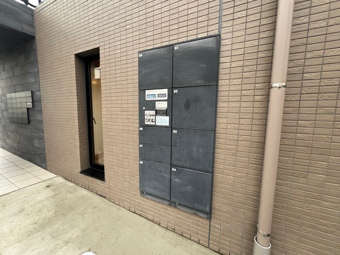 物件外観写真6　(建物設備)