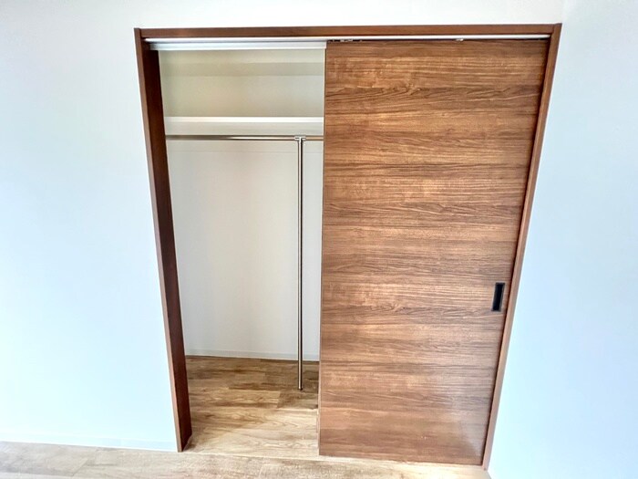 物件内観写真16　(収納)