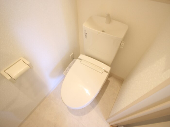 物件内観写真13　(トイレ)