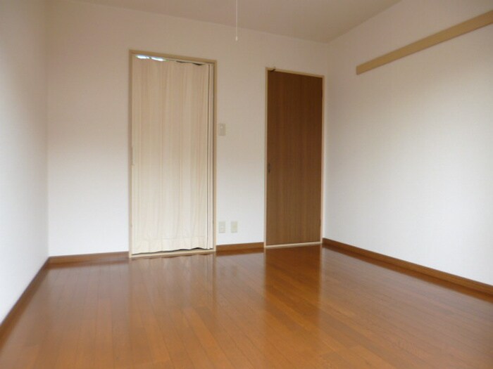 物件内観写真5　(居室)
